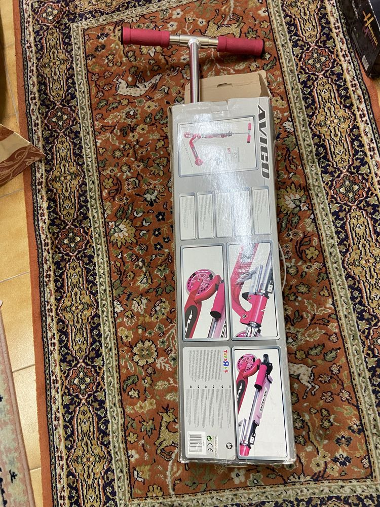 Trotinete Avigo cor de rosa