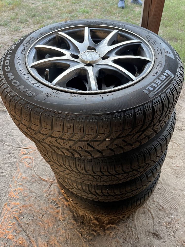 Opony zimowe pirelli 14, 175/65 stalowe felgi kola