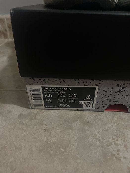 Jordan 4 military blue size 8.5 us eu 42