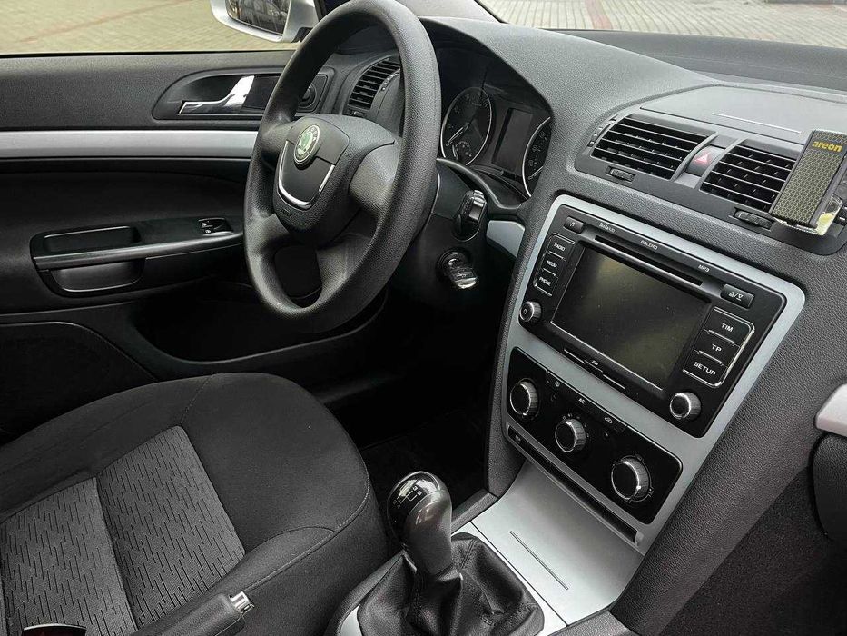 Шкода Октавия A5 FL 1,6 Універсал 2009 Рестайлинг 2 поколение