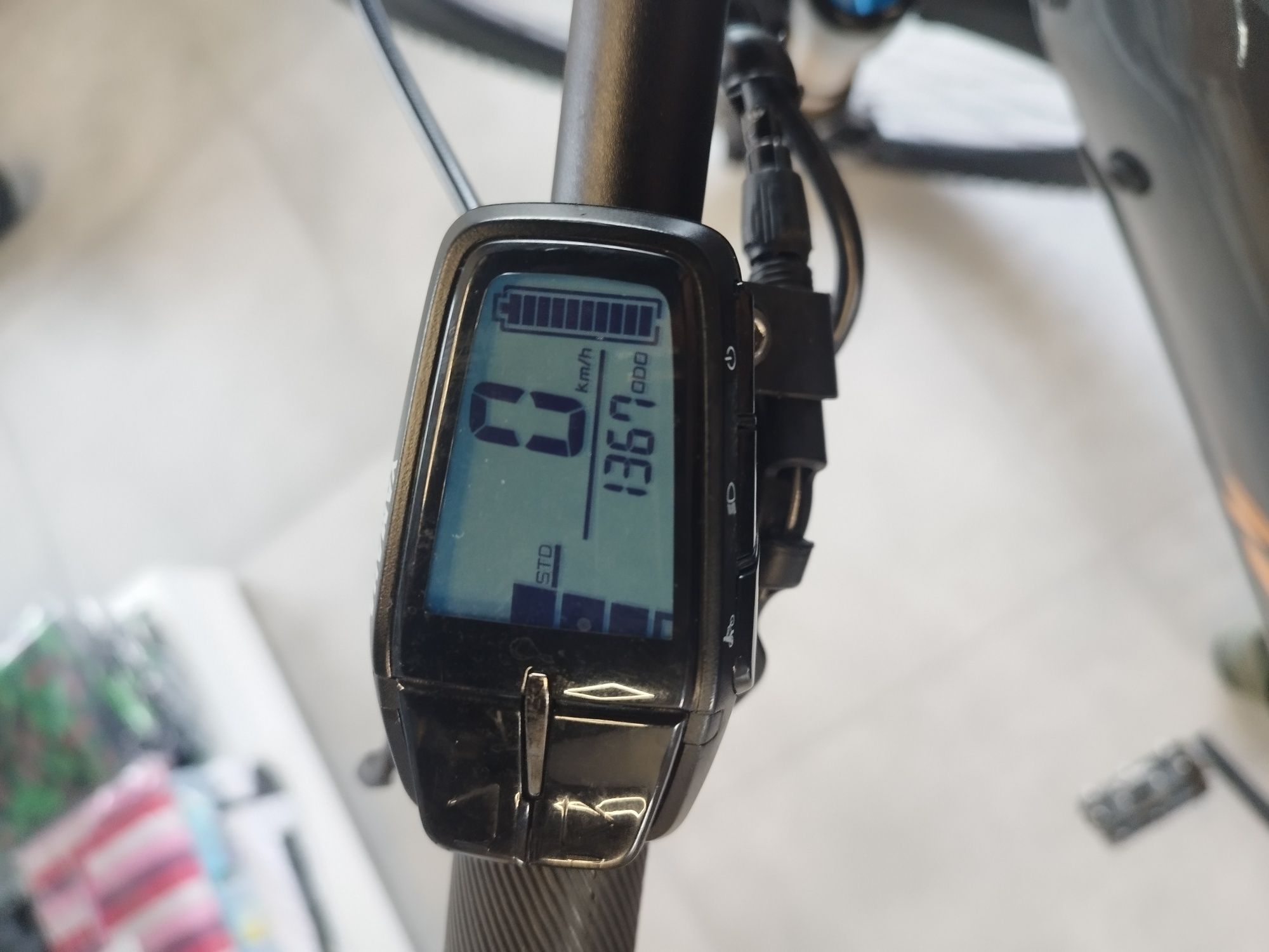 Rower elektryczny enduro Raymon, XT 8000, Yamaha, Fox, Magura, Mullet