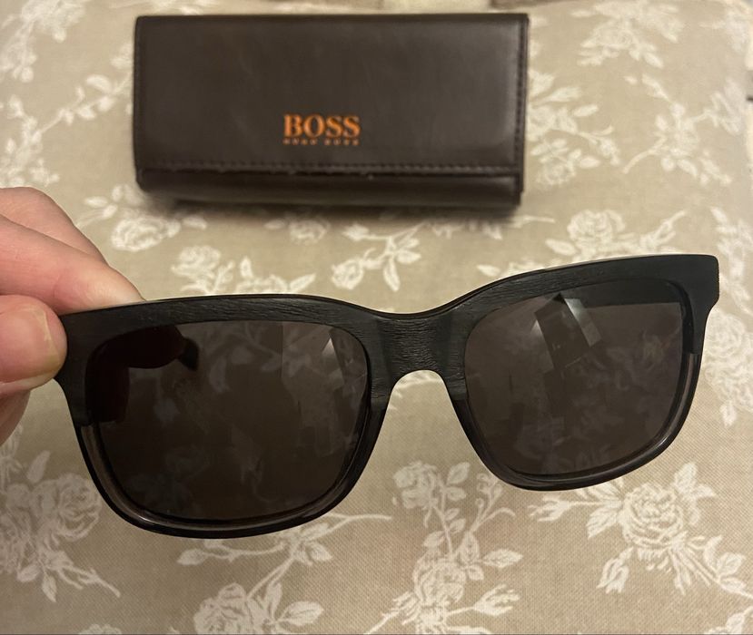 Солнцезащитные очки HUGO BOSSS оригинал