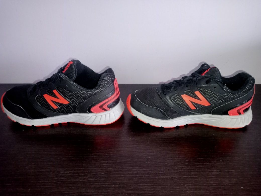 New Balance 455 nr 35--22 cm