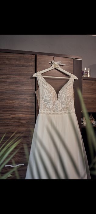 Piękna suknia ślubna