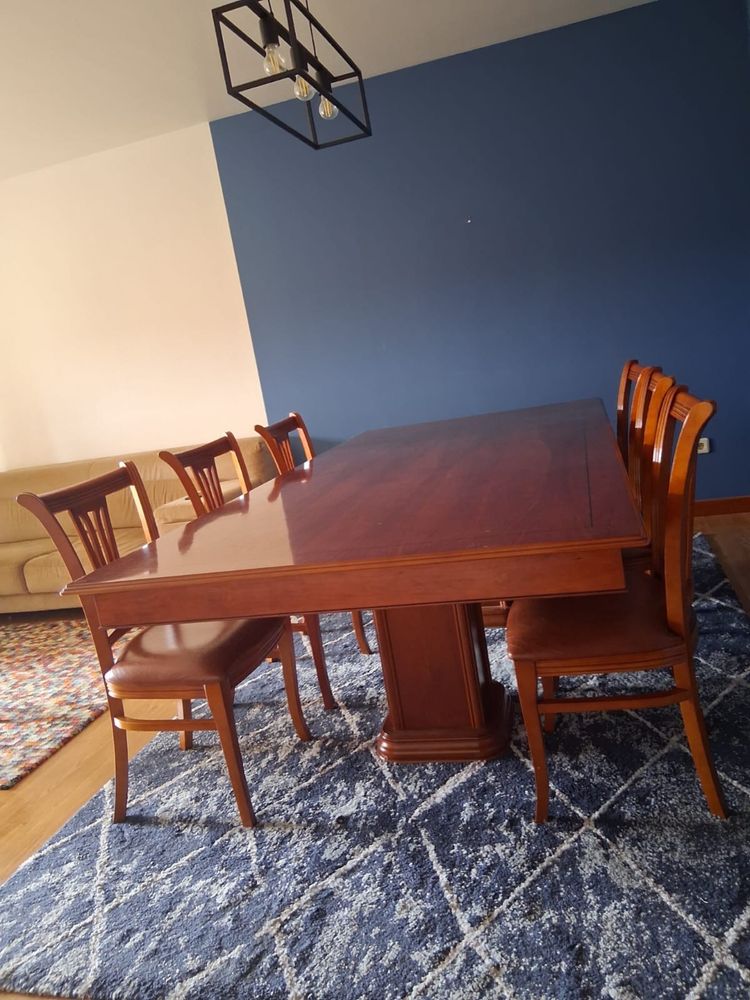 Vendo Mesa em Madeira