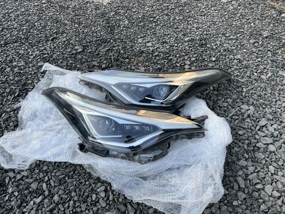 TOYOTA CHR Фари перед Рестайл Full Led
