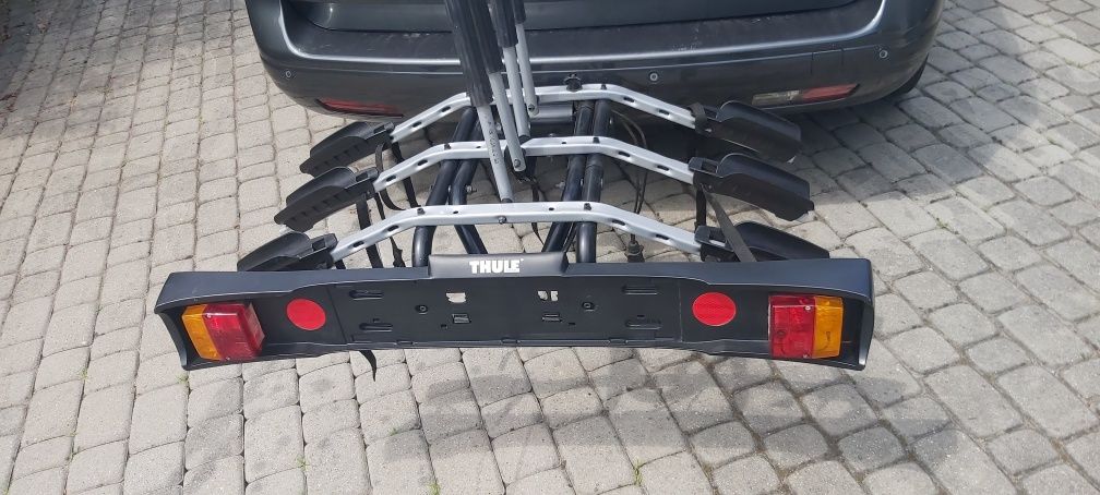 Platforma Thule na 3 rowery