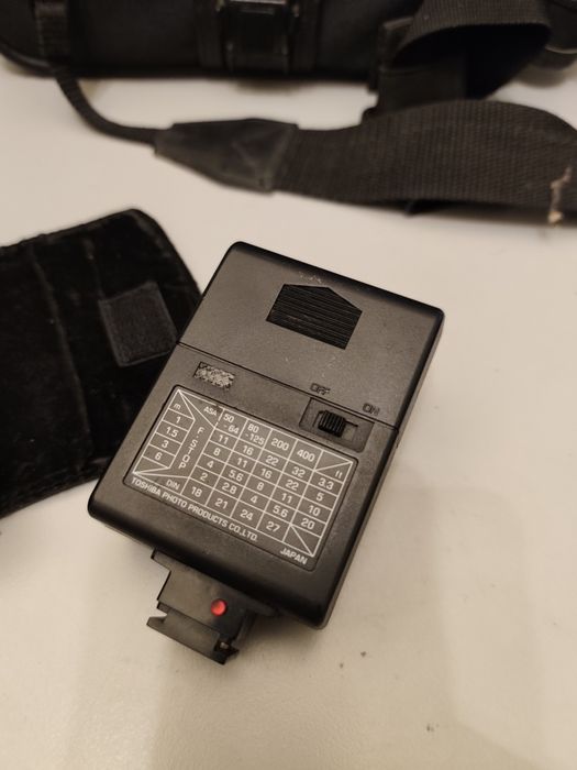 Máquina fotográfica HP Photosmart 912, com flash Toshiba 316