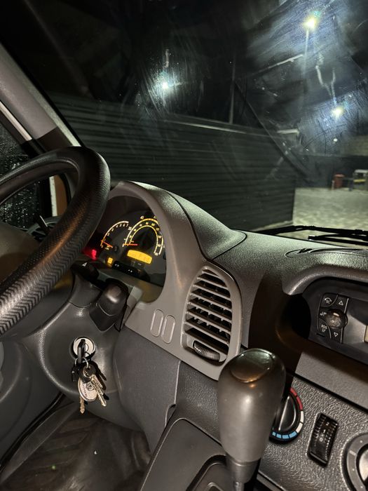 Mersedes Sprinter 2006,Dodge Sprinter спарка