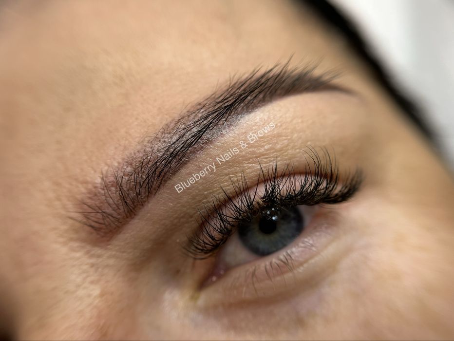 Makijaż permanentny brwi