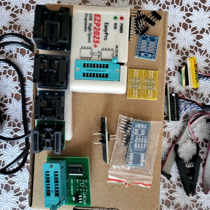 Programotor (bios) ezp2023 +