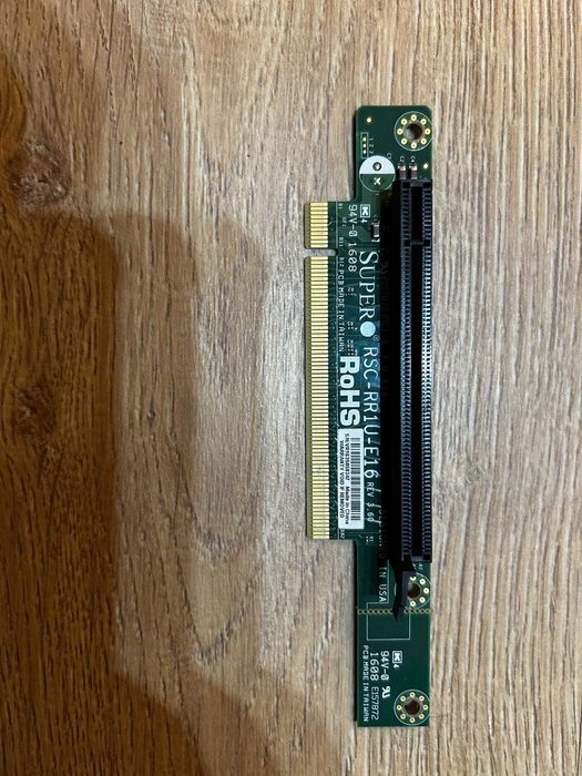 Riser PCIe SuperMicro RSC-RR1U-E16 90 stopni x16 1U