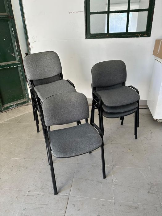 Cadeiras estofadas