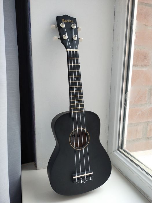 Укулеле сопрано Apelila чорна