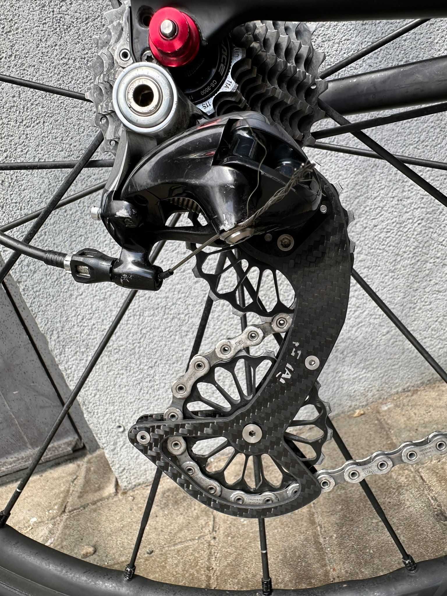 Rower szosowy CANYON ULTIMATE SLX 9.0 rozm.L, carbon, Dura Ace