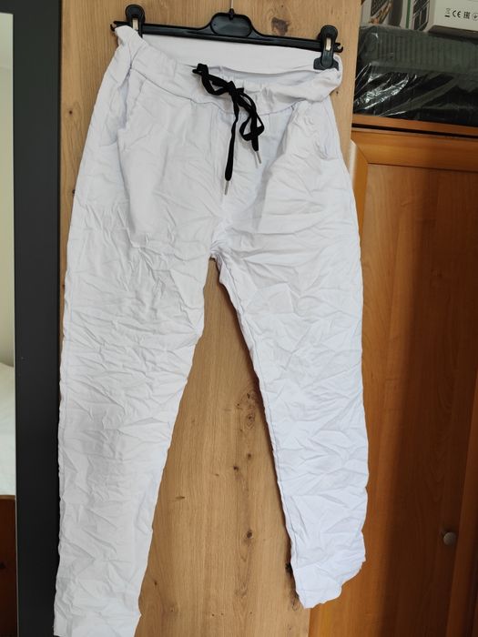 Spodnie białe gnieciuchy uni