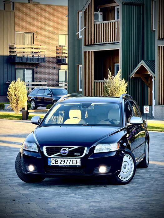 Продам Volvo V50, 2012