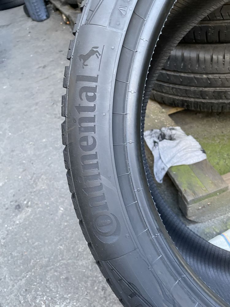 275/40 R20 R20 Continental Allseasoncontact