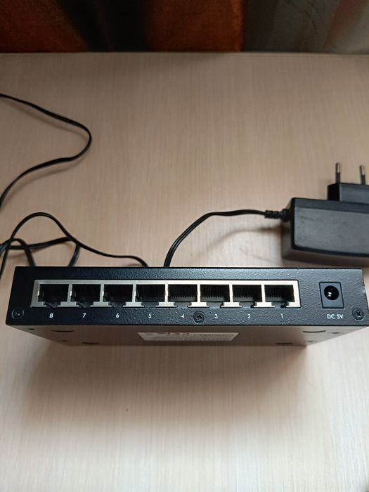 Комутатор мережевий Intellinet