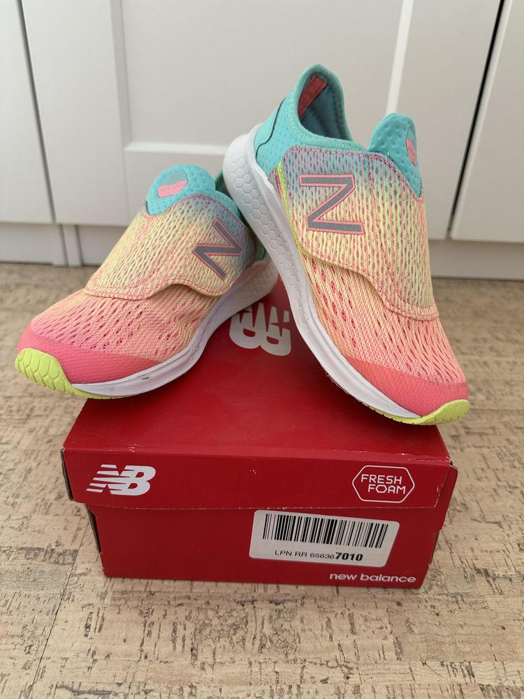 Кросівки для дівчинки New Balance (оригінал), р.33