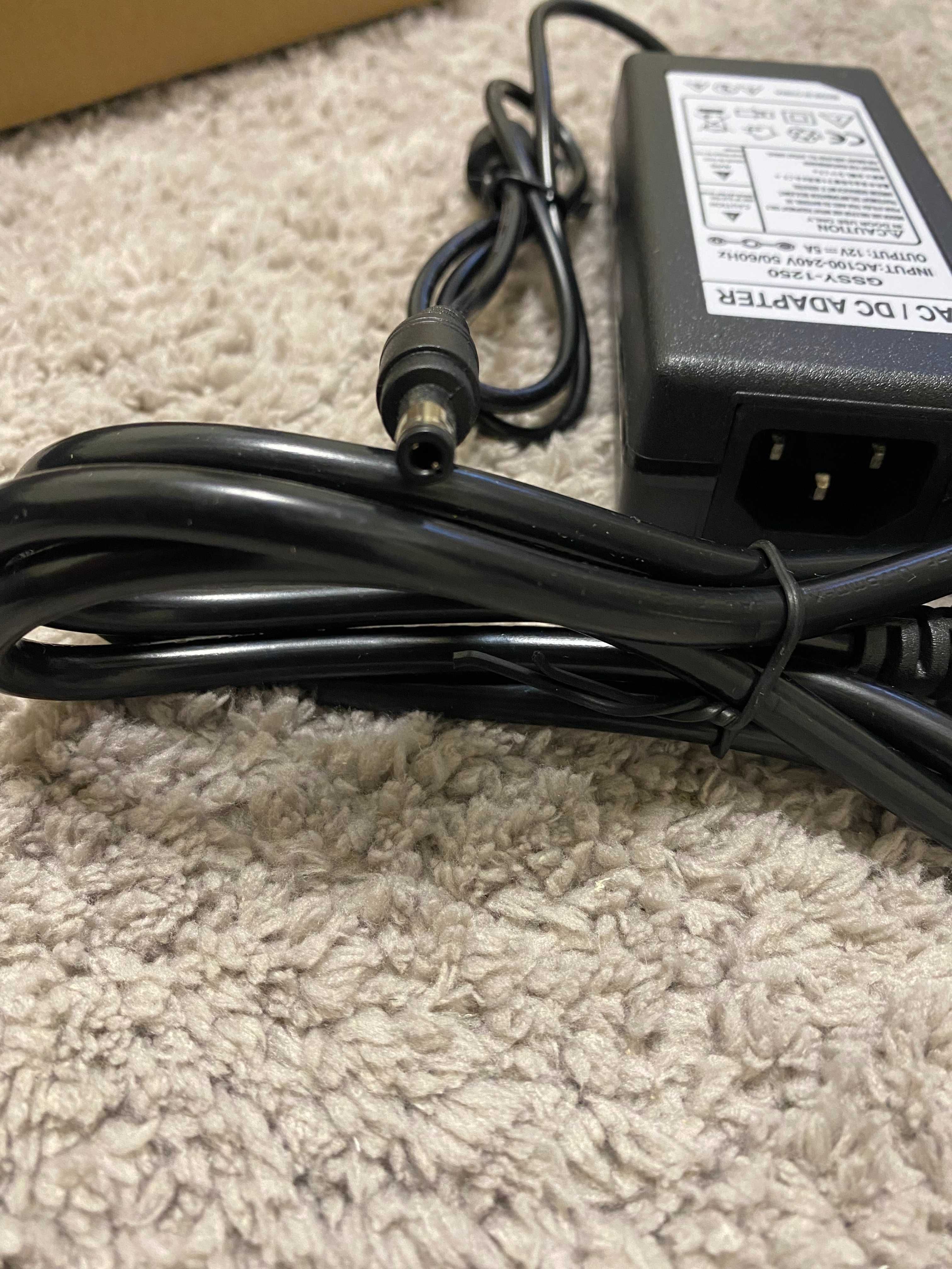 Блок живлення для телевізора 12v 5a 60W 5.5*2.5 мм + кабель в розетку