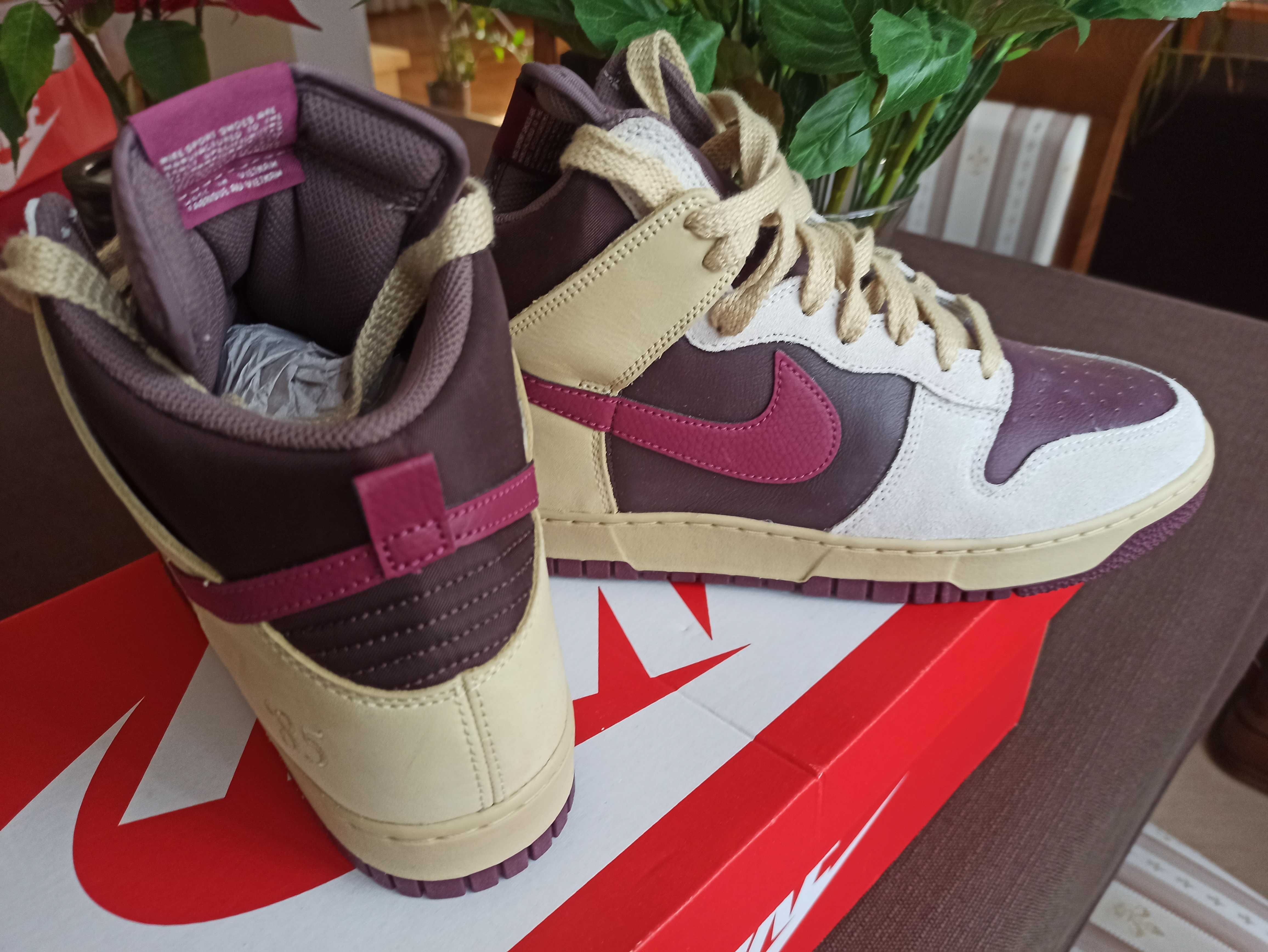 (r. Eur 45) Nike Dunk High 1985 Valentine's Day FD0794.-700