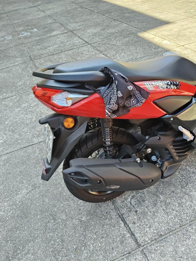 Scooter 125 com garantia