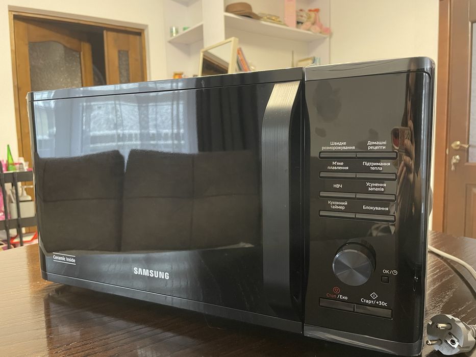 Мікрохвильова піч