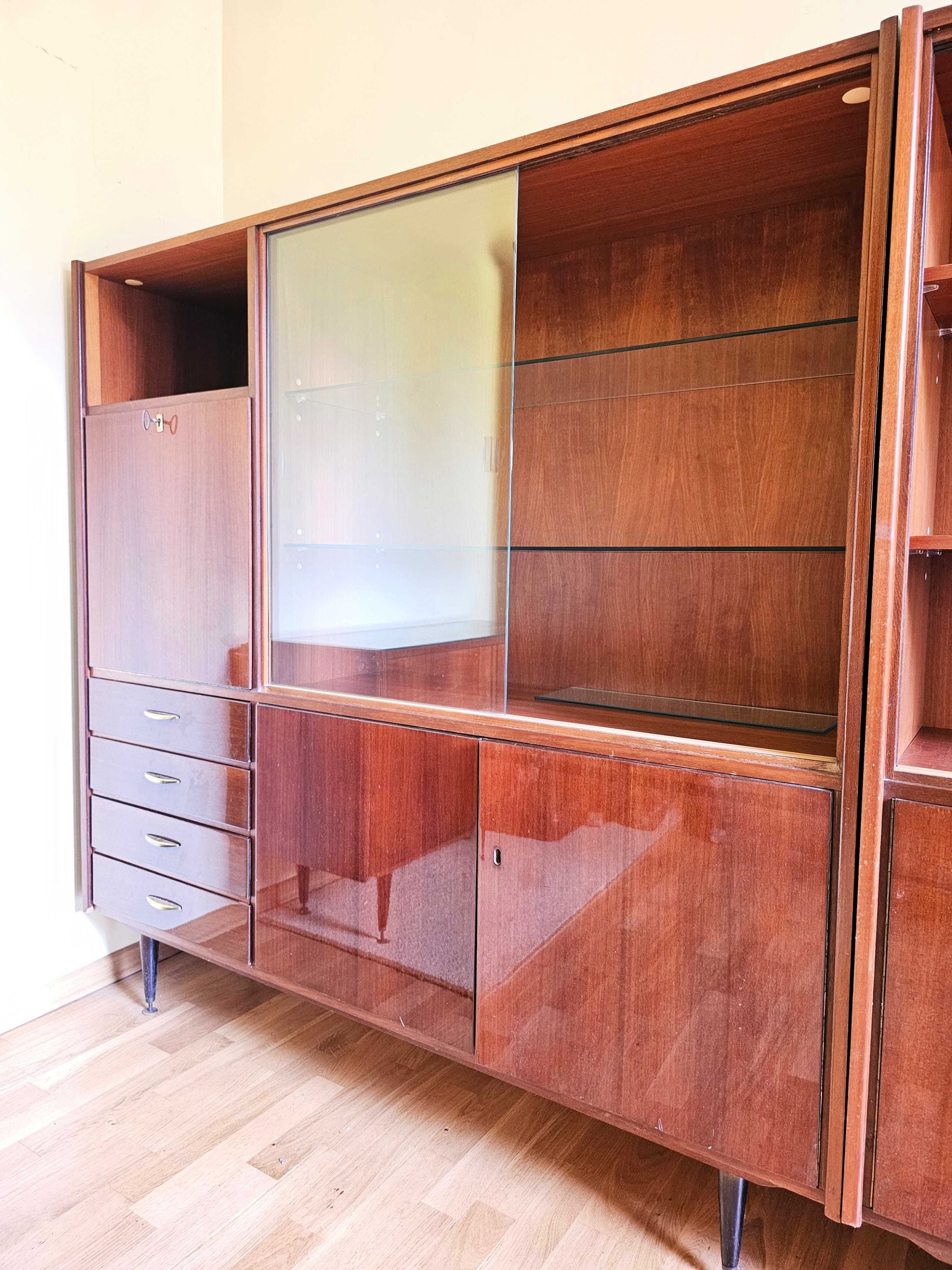 Meble z lat 60-tych