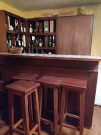 Bar em madeira com tampo em azuleijo+2 armários/estantes
