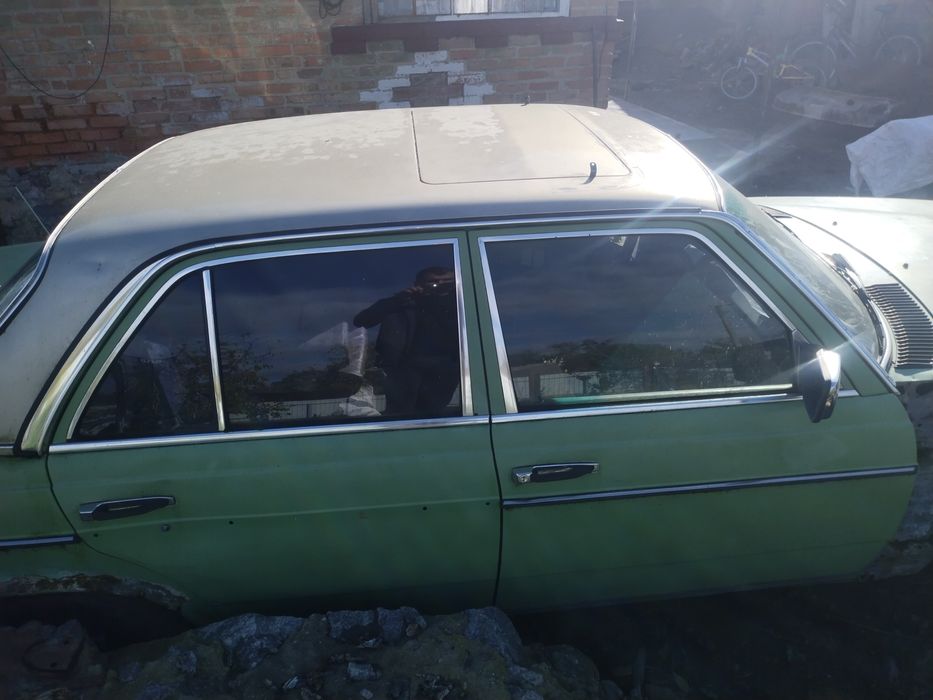 Двері Мерседес w123