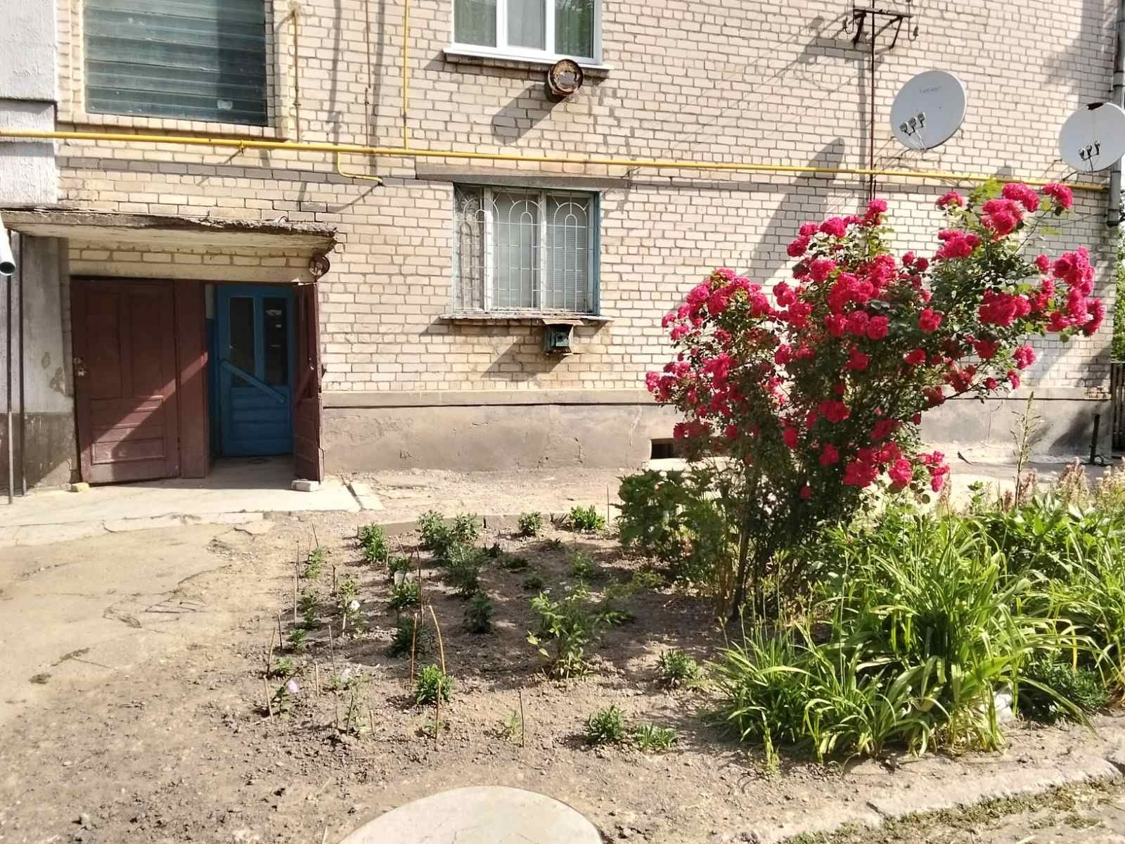 продам 1к квартиру з балконом Вільнянський р-н, с Михайлівка