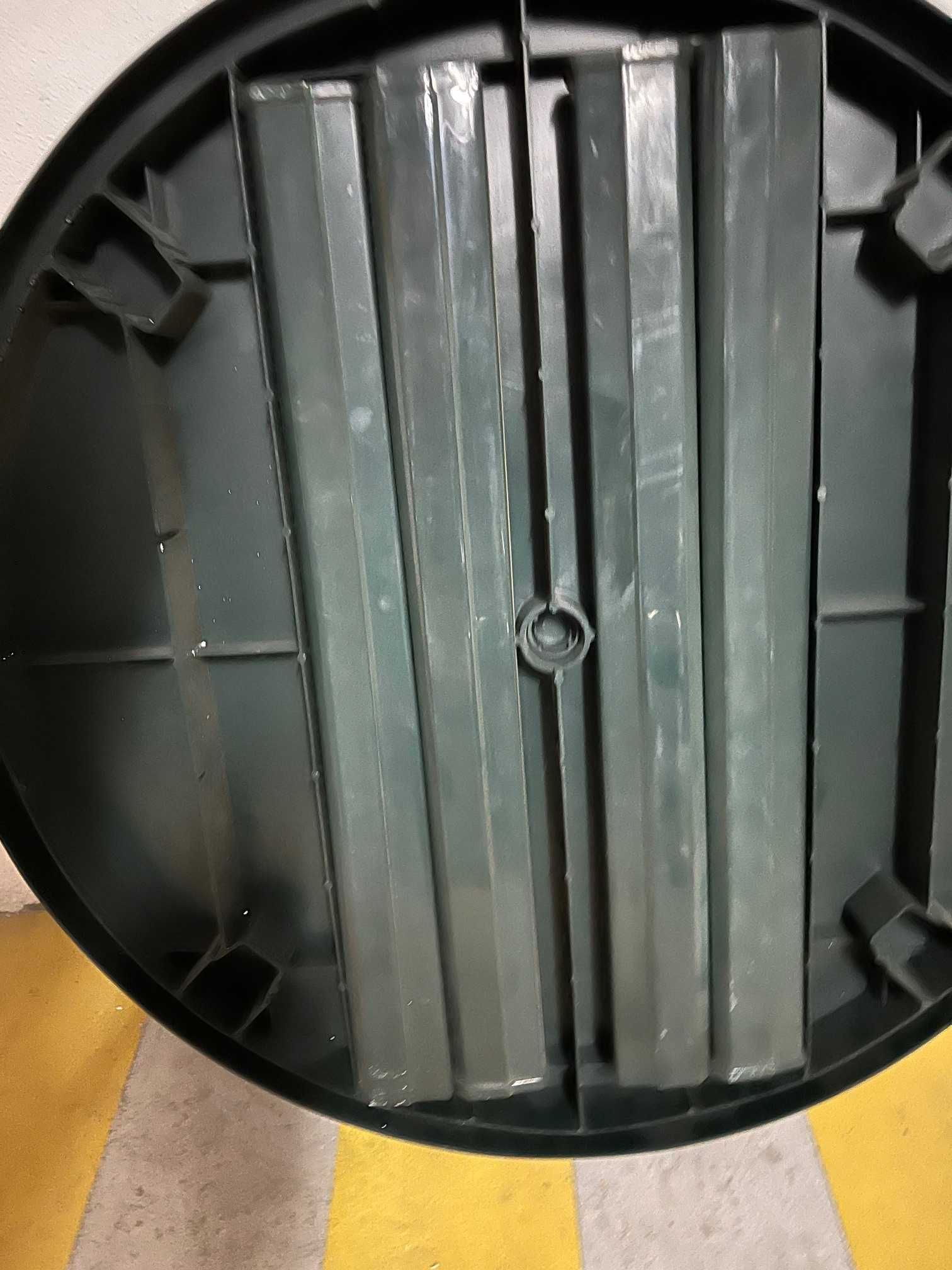 Mesa de plástico redonda