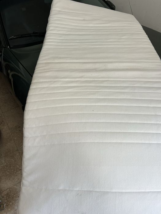 Sofa ikea 3 lugares e Cama 200x90