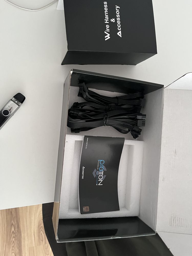 1000W,  Chieftec Proton BDF-1000C full modular 3xpci-e