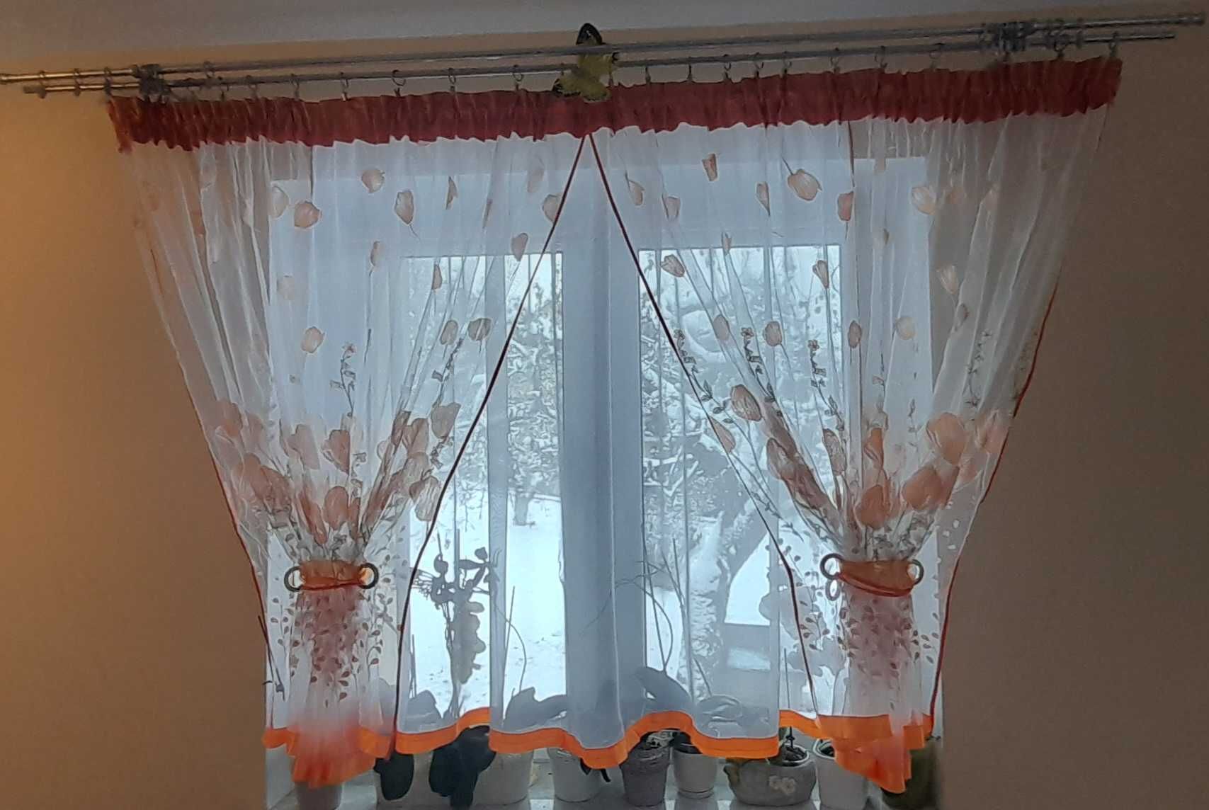 Firanki w bardzo dobrym stanie
