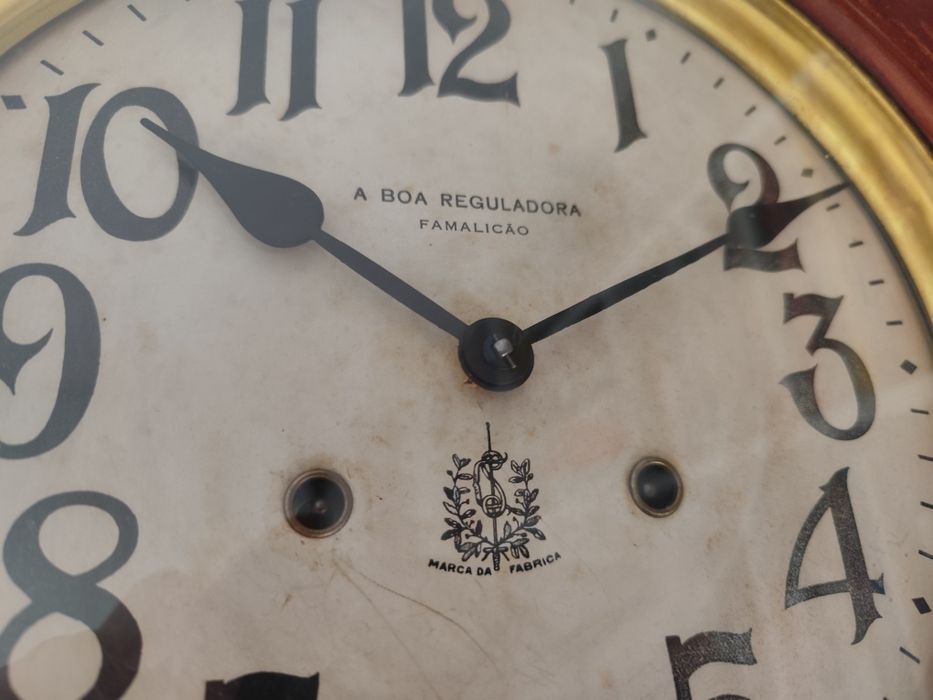 Relógio de parede Reguladora modelo Porto