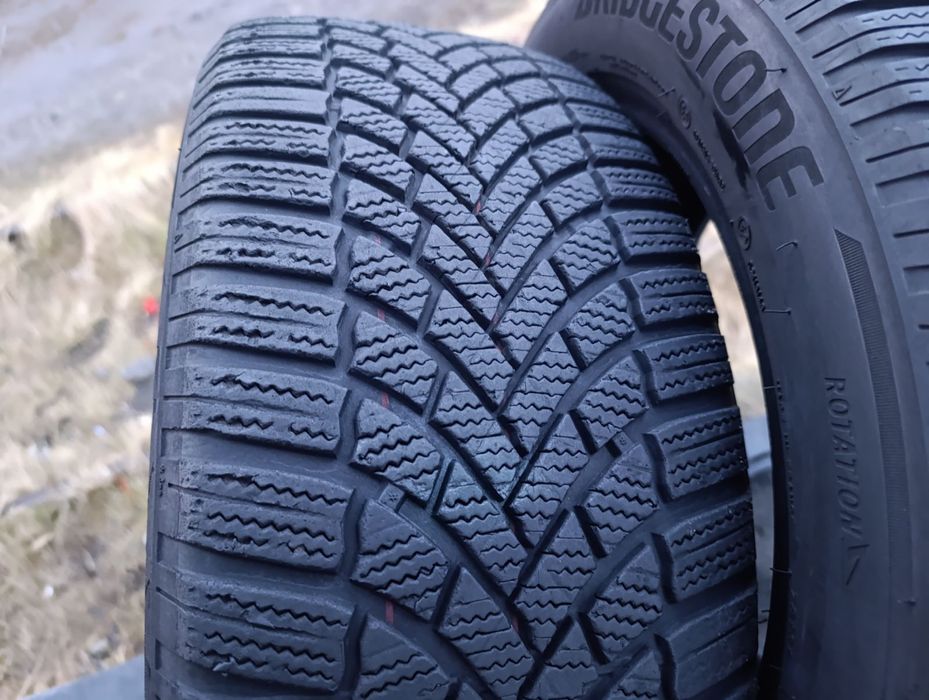Зимові шини Bridgestone 225/55 R17 резина Р17