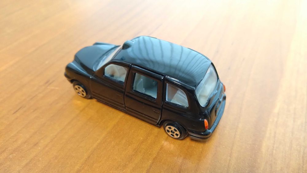 London Taxi TX1 Corgi 1:64