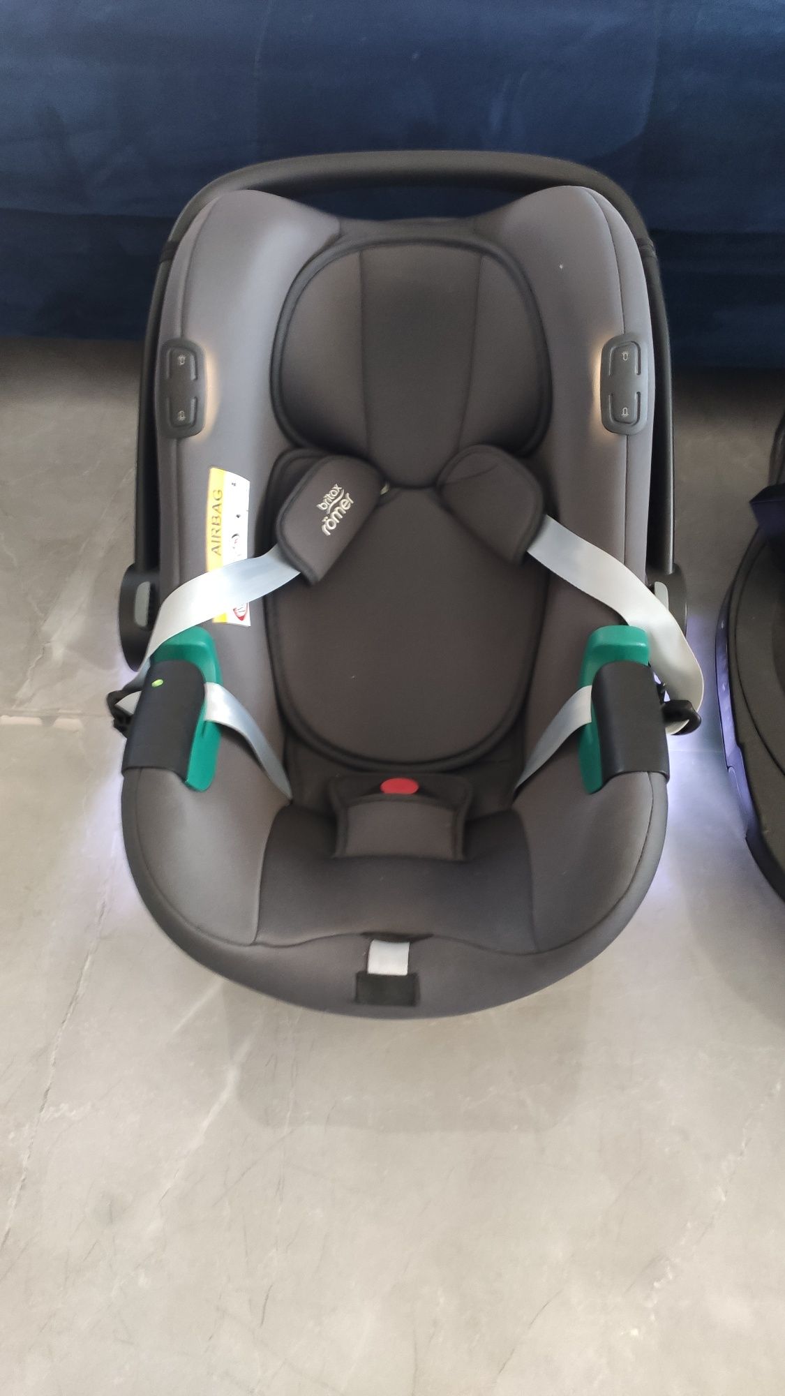 Fotelik z baza isofix Britax Romer iSENSE LED 0-13kg GWARANCJA