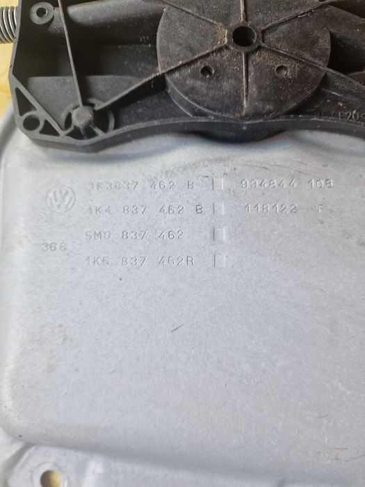 Mechanizm Podnoszenia Szyby Vw Golf V Prawy Przód 1K3.837.402.S