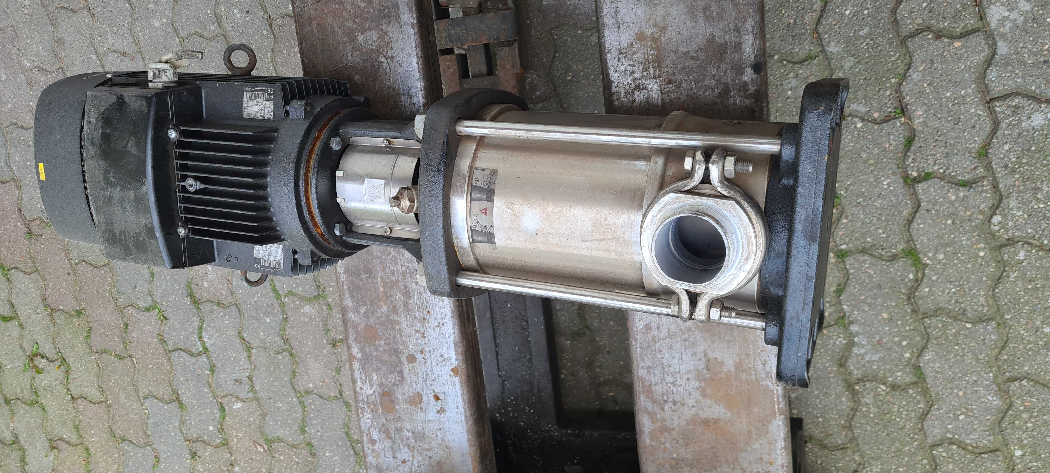 Pompa pionowa  Grundfos CRN 15-4 17 m³/h 	4 kW