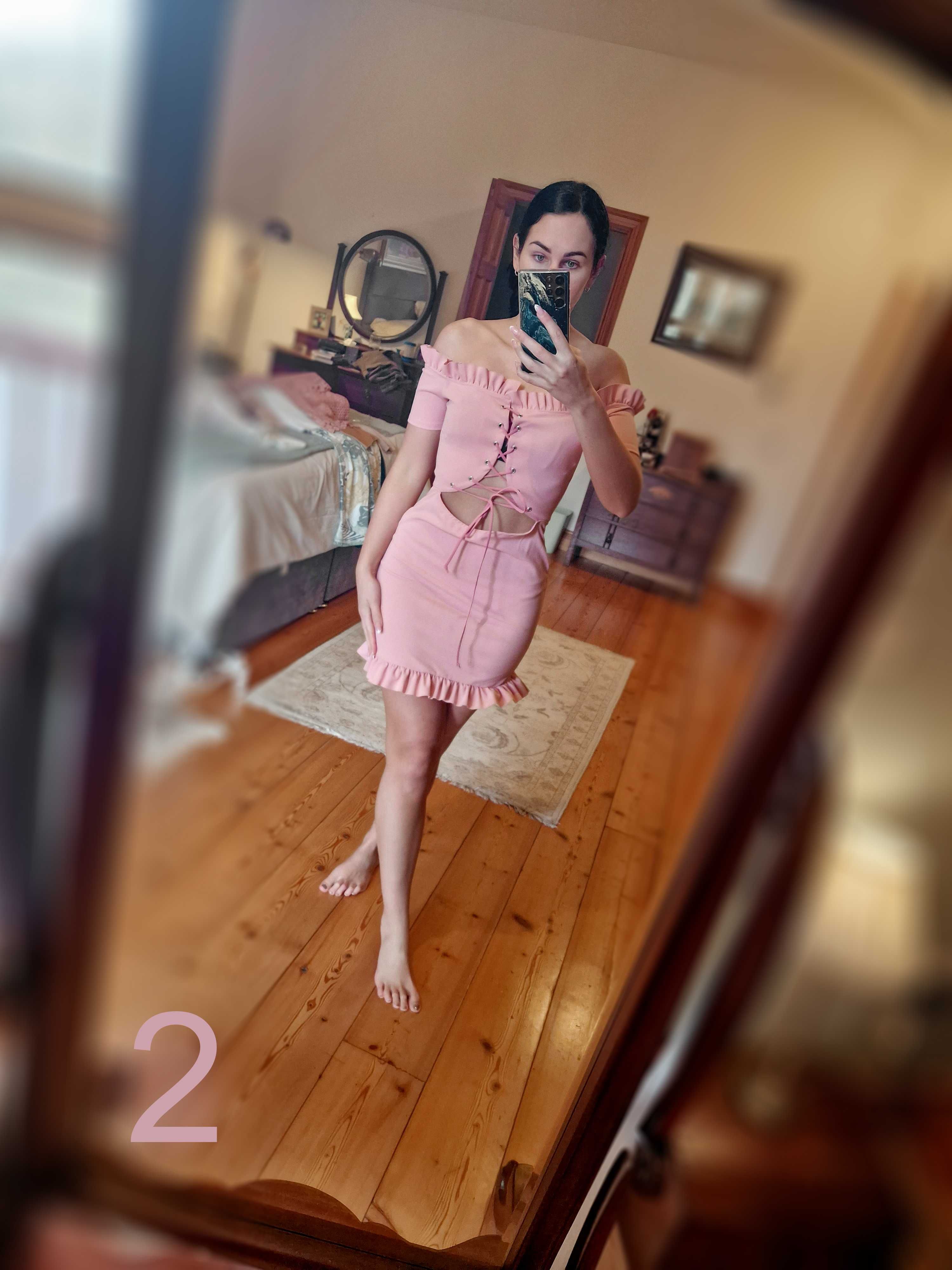 Różowa sukienka firmy Missguided XS