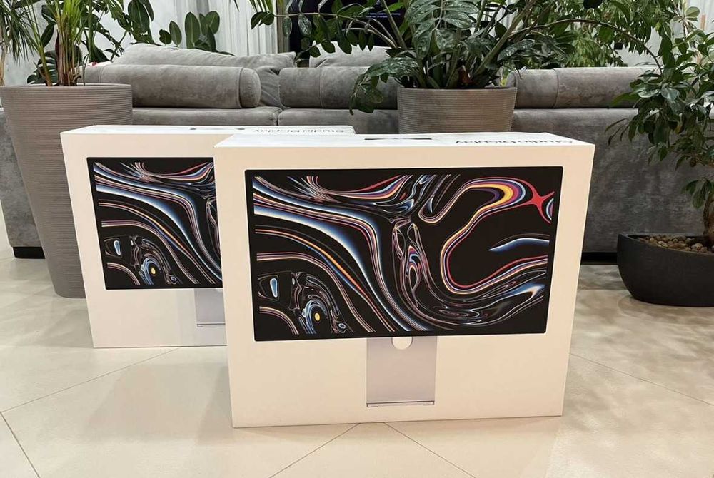 Apple Studio Display  VESA Mount Adapter (MMYQ3)