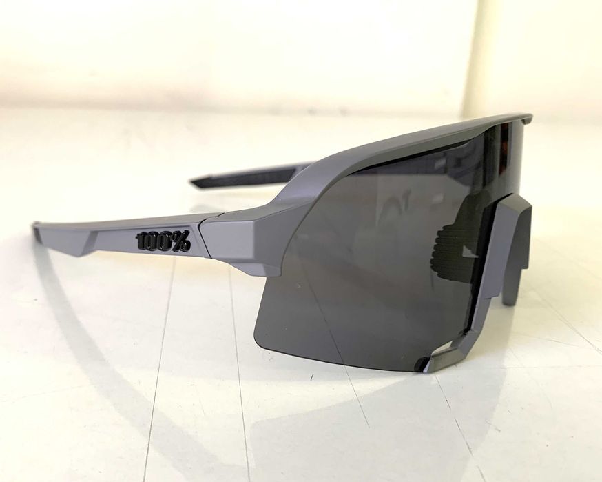 Oculos de ciclismo ou corrida 100% novos