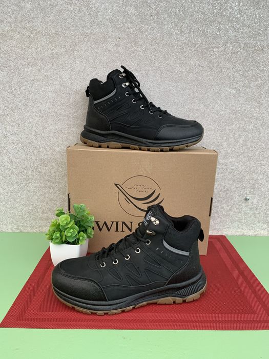 Кросівки чоловічі зимові термо р41.42.43.44.45