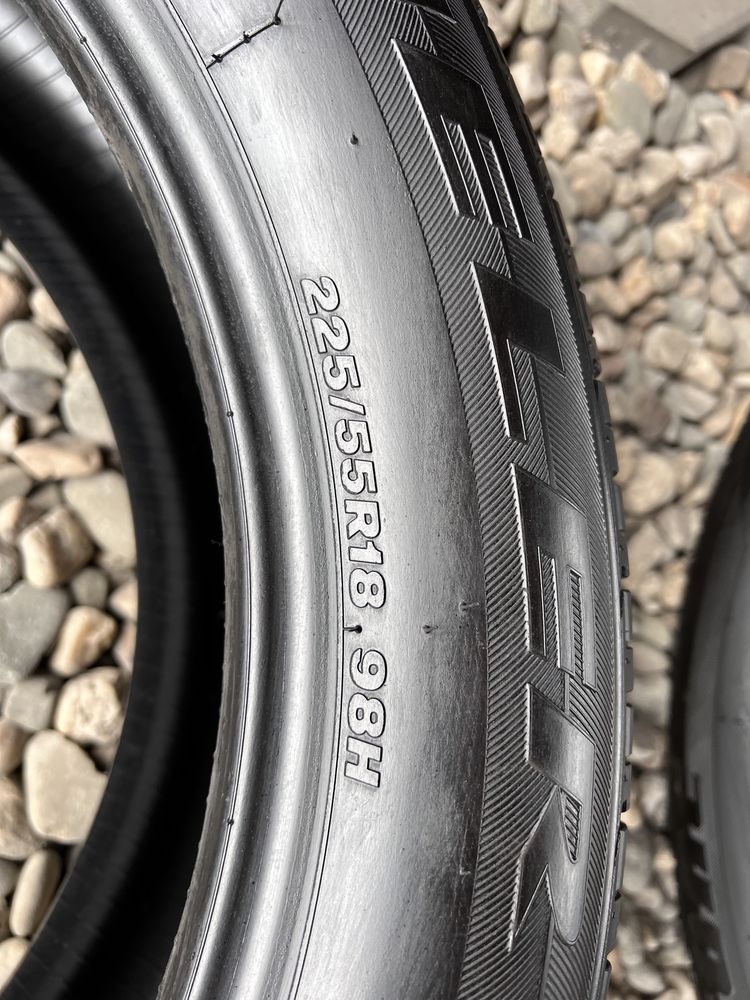 225/55/18 Bridgestone Dueler H/P Sport