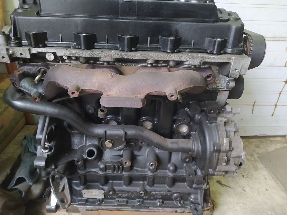 Двигун 2.5 DCI Рено... Опель