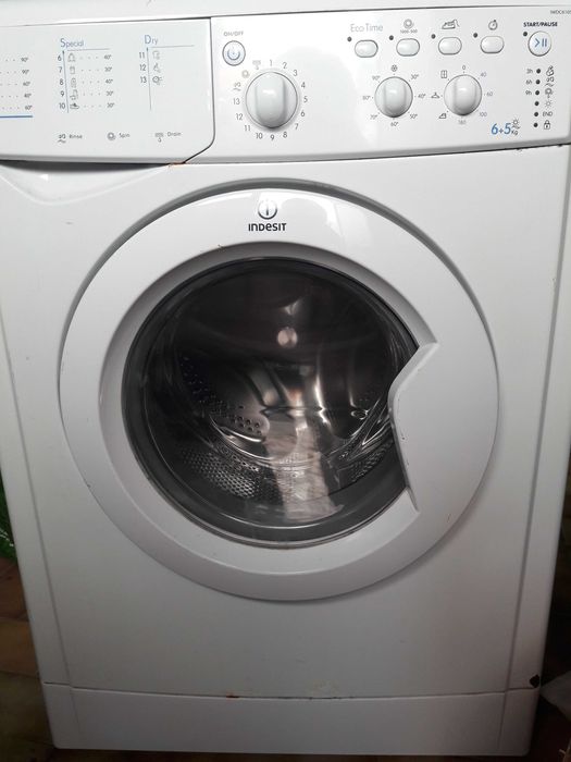 Maquina lavar roupa