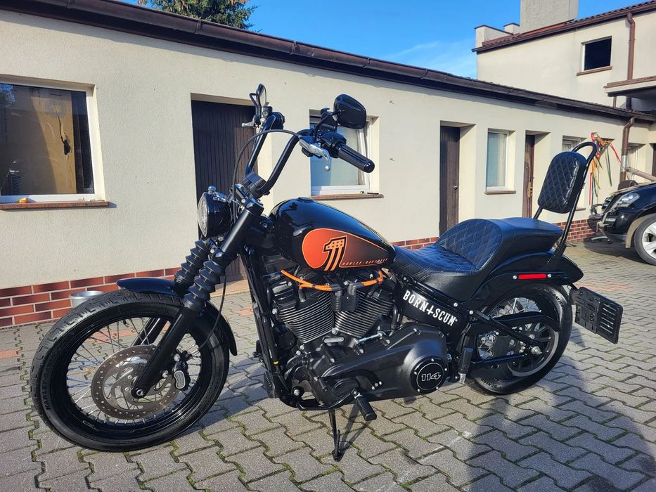 Harley-Davidson Softail Street Bob Harley-Davidson Softail Street Bob